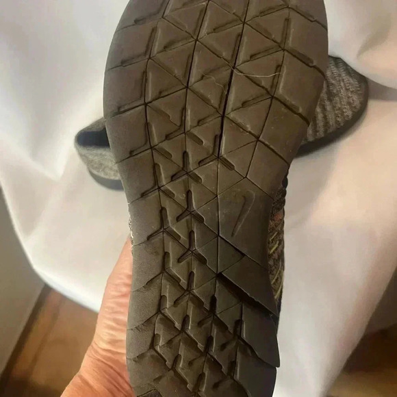 Nike men’s Free RN Flyknit running shoe size 8 - Picture 7 of 7